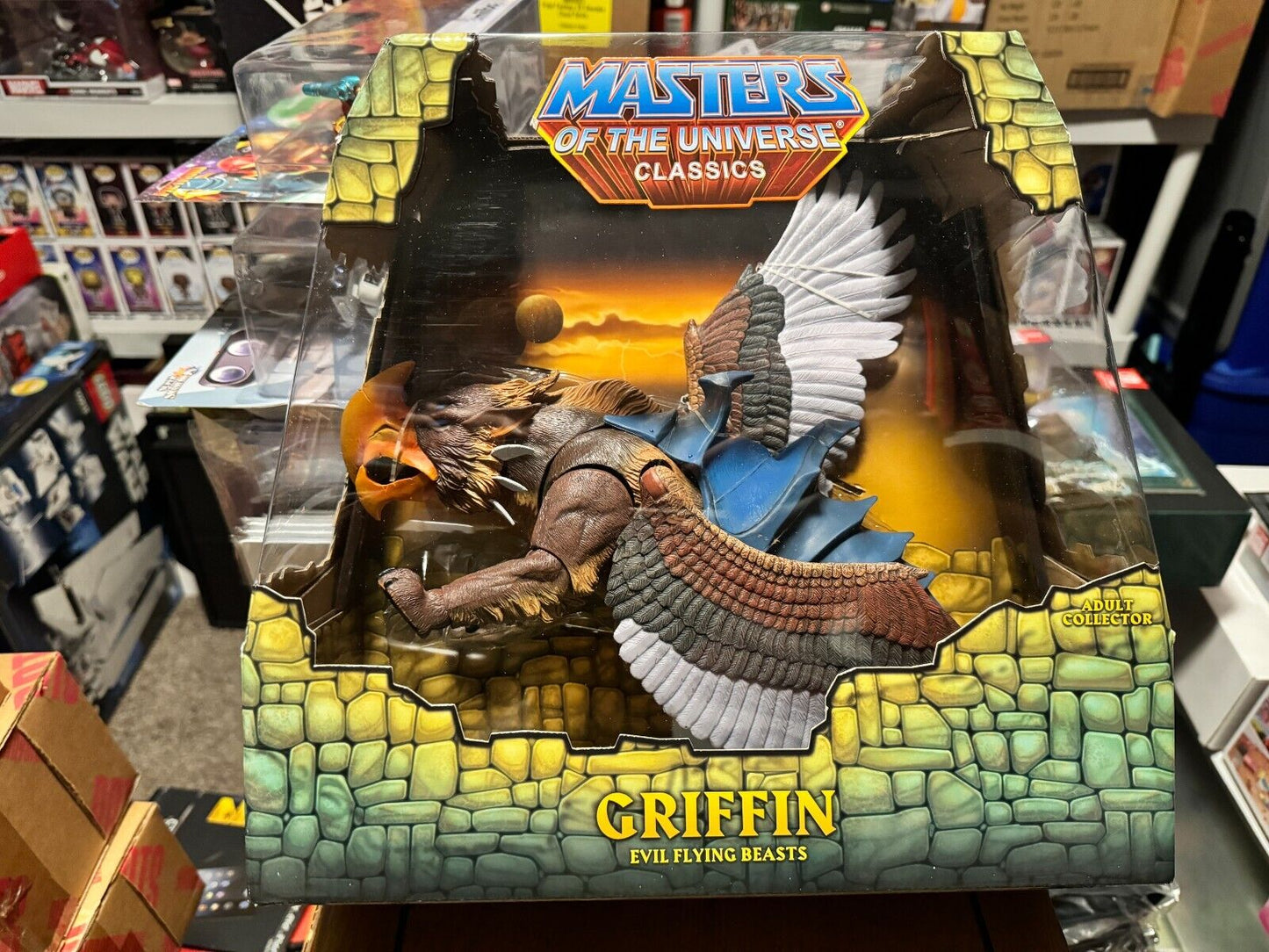 Mattel MOTU Classics - Griffin with mailer box