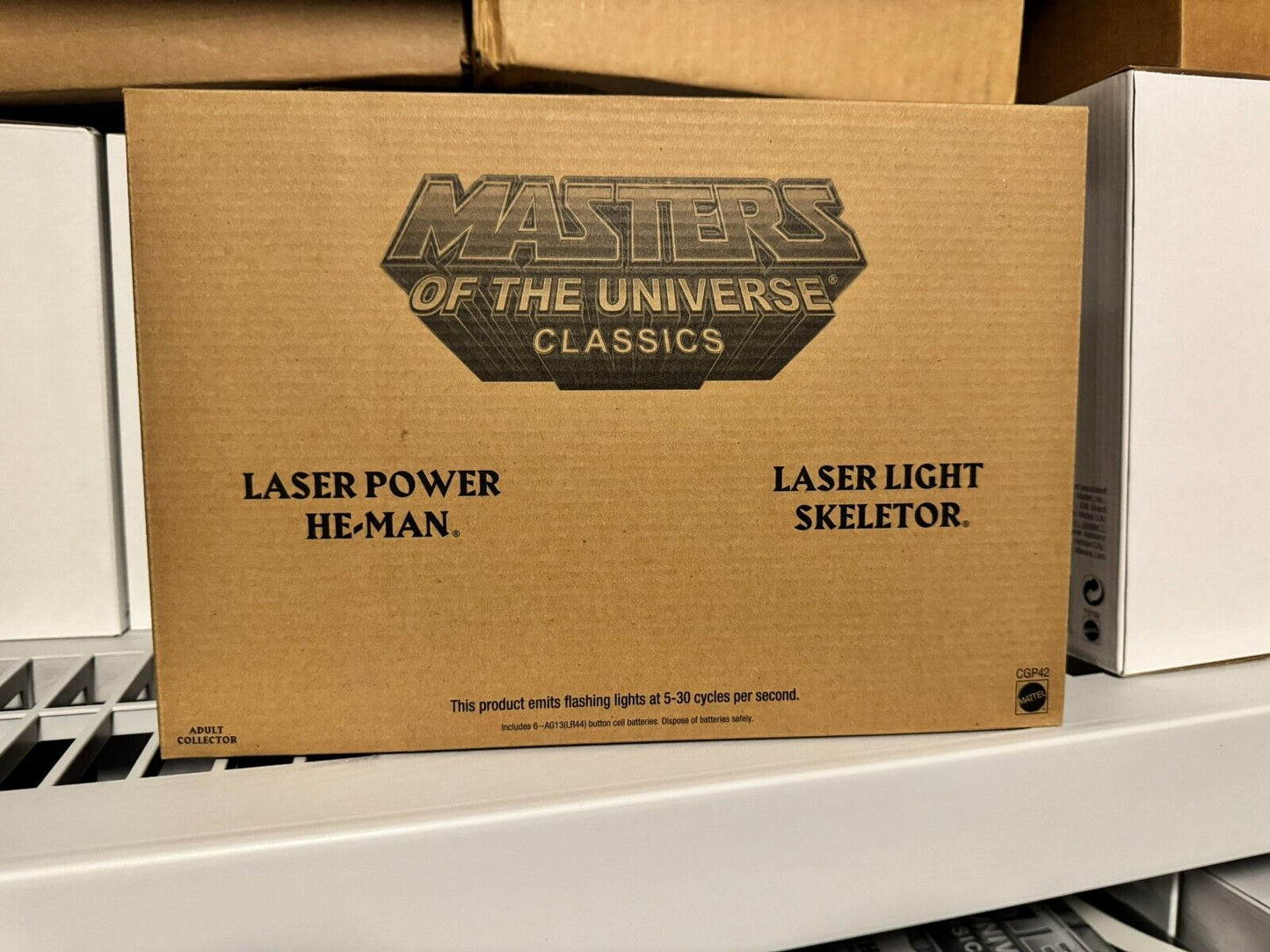Mattel MOTU Classics Laser Power He-Man and Laser Light Skeletor w/mailer box