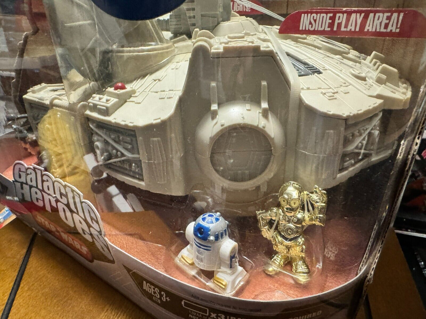 2007 Star Wars Galactic Heroes Millennium Falcon (Walmart Exclusive)