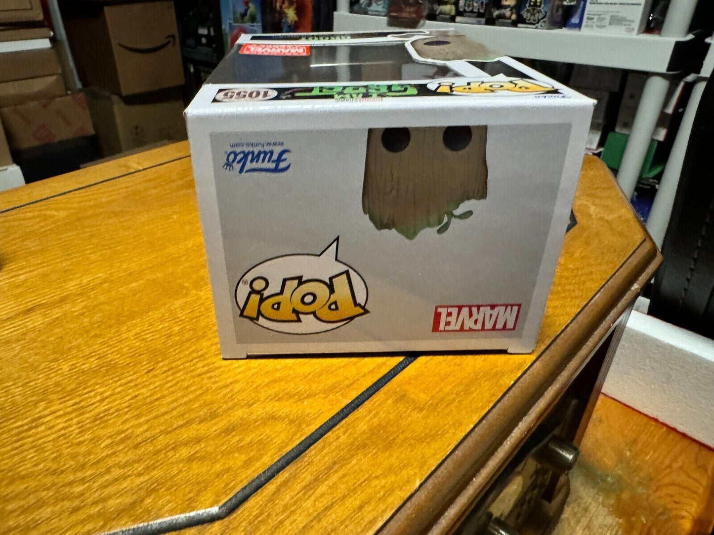 Funko Pop! Vinyl: Marvel - Groot - Marvel Collector Corps (Exclusive) #1055