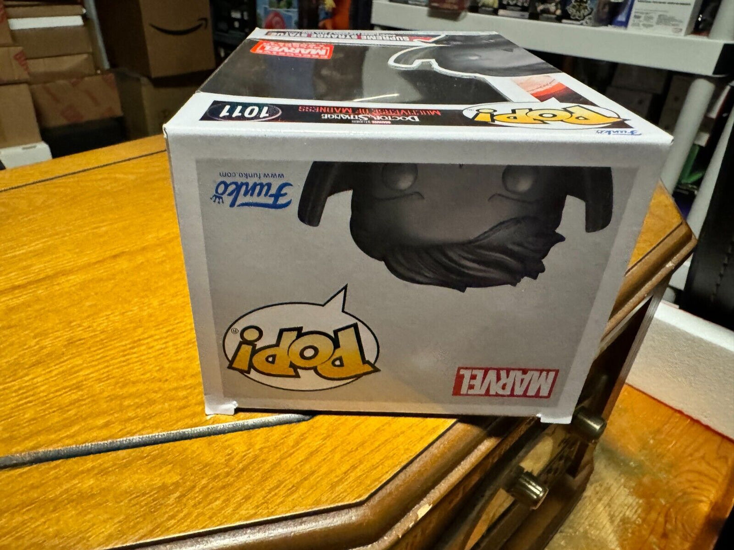Funko POP! Doctor Strange Statue #1011 Marvel Collector Corps