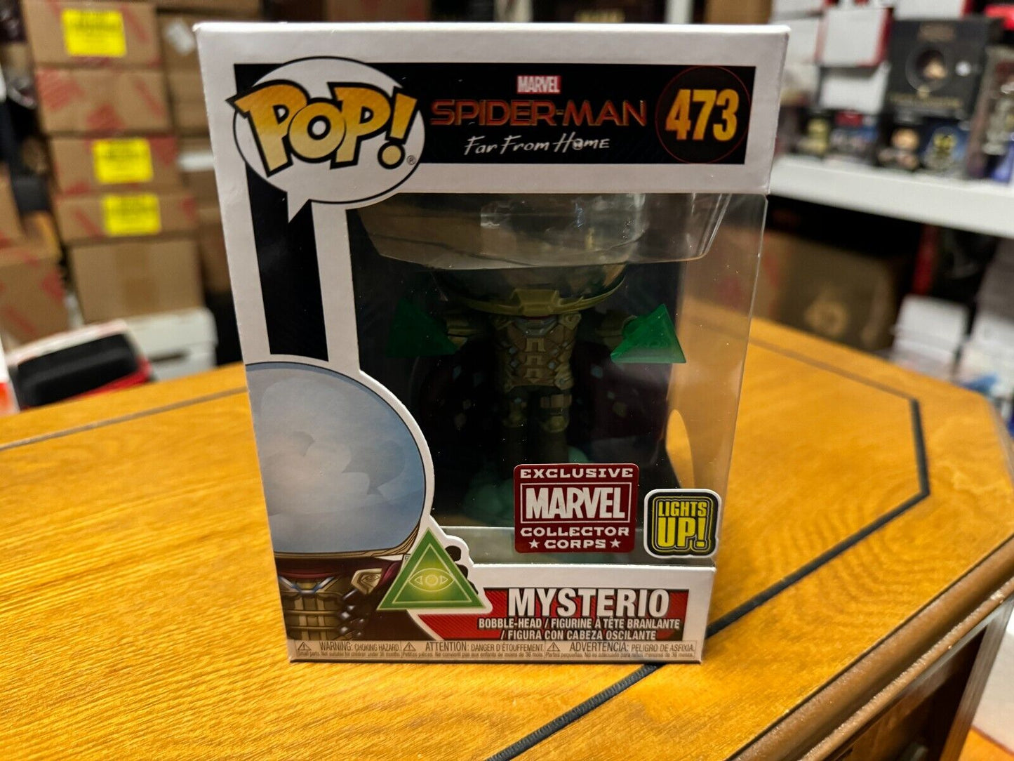 Funko Pop! Mysterio 473 Spiderman Far From Home Lights Up Marvel Collector Corps