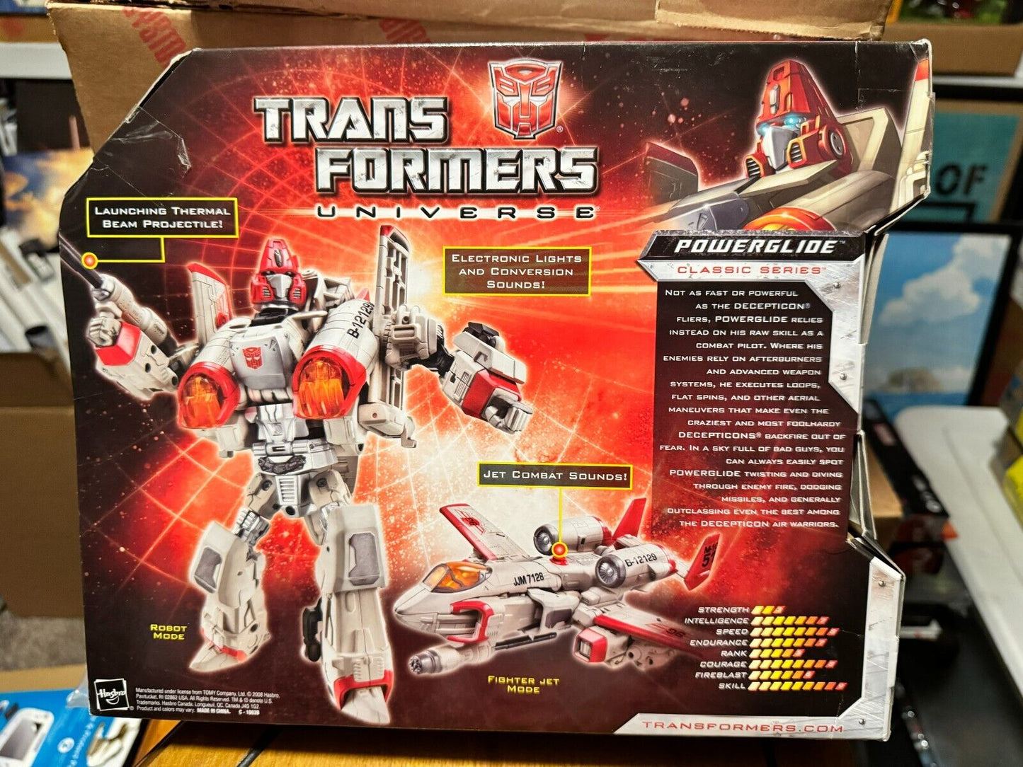 Hasbro Transformers Universe Ultra Class: Powerglide