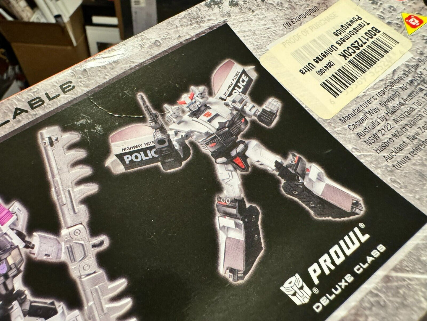 Hasbro Transformers Universe Ultra Class: Powerglide
