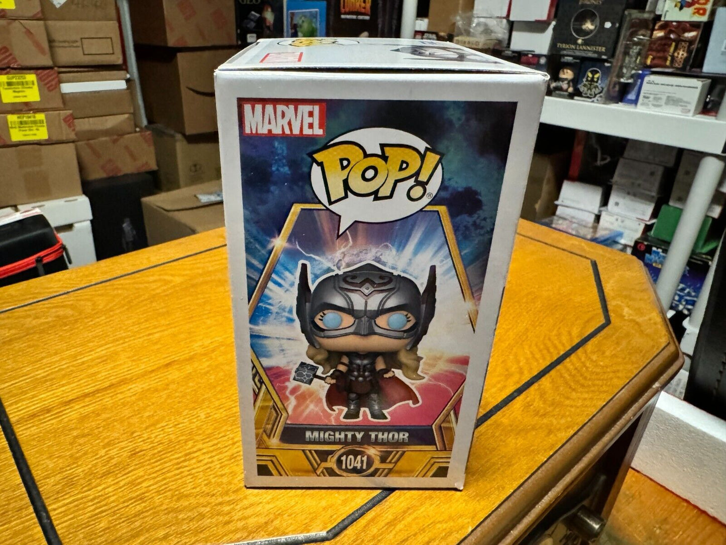 Funko Pop Mighty Thor 1041 Marvel Collector Corps Exclusive Vinyl Figure Glows