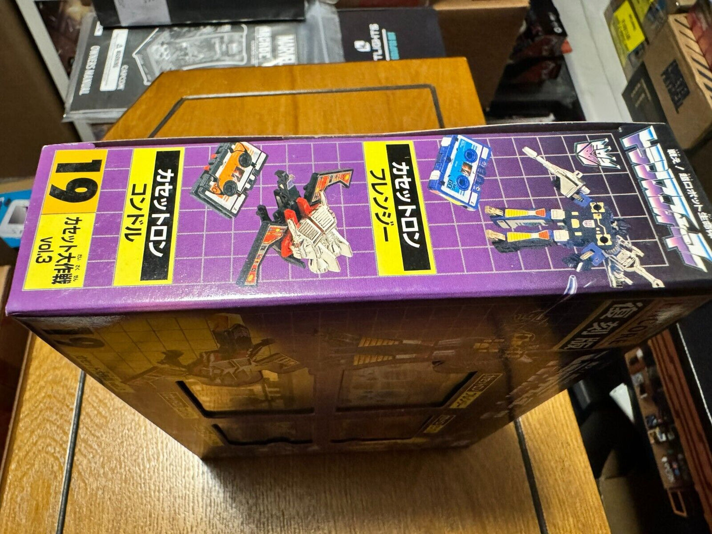 Transformers Encore 19 Cassettes Takara Tomy (Rumble Frenzy Laserbeak Overkill)