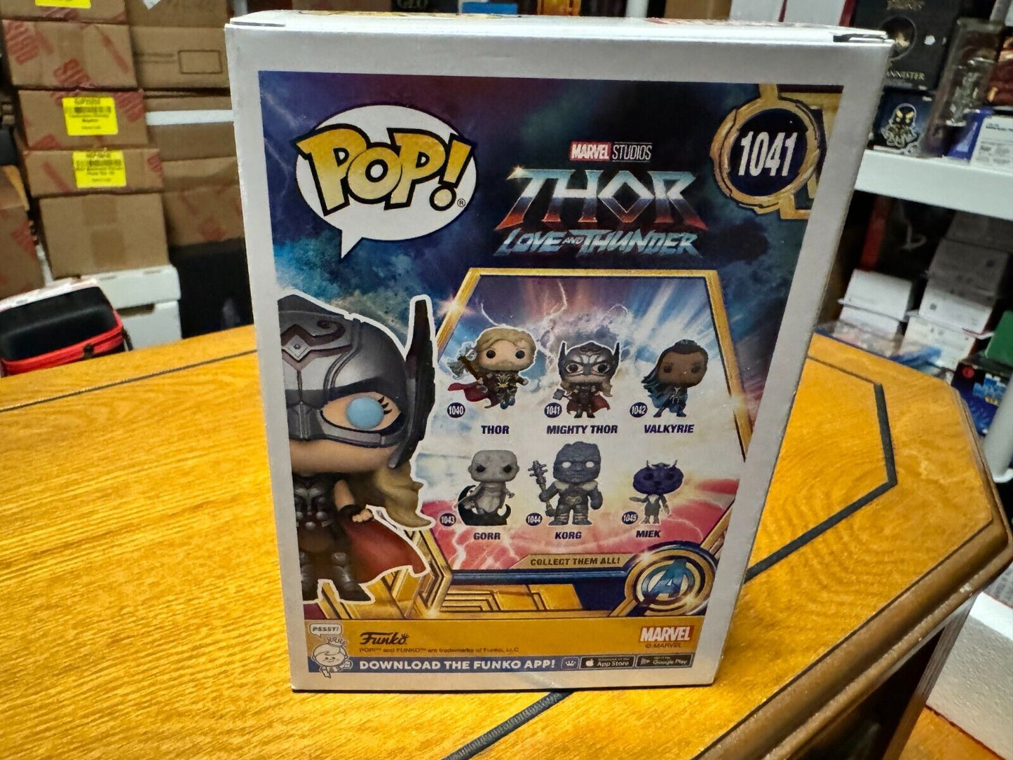 Funko Pop Mighty Thor 1041 Marvel Collector Corps Exclusive Vinyl Figure Glows