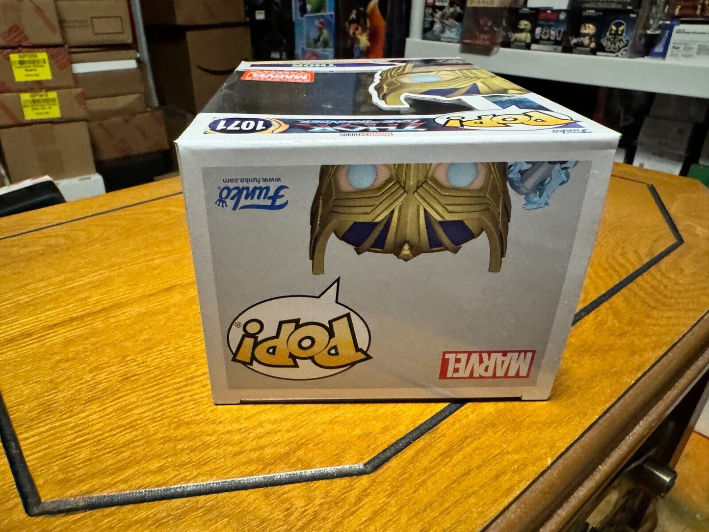 Funko Pop! Vinyl - Thor - Marvel Collector Corps (Exclusive) #1071