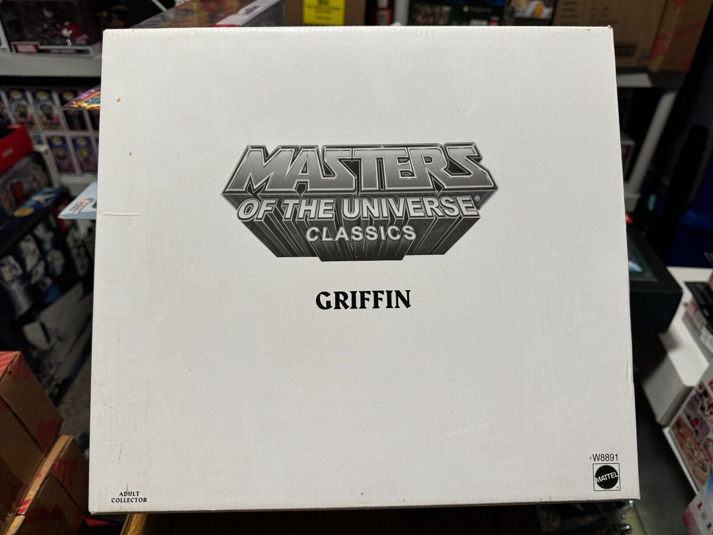 Mattel MOTU Classics - Griffin with mailer box