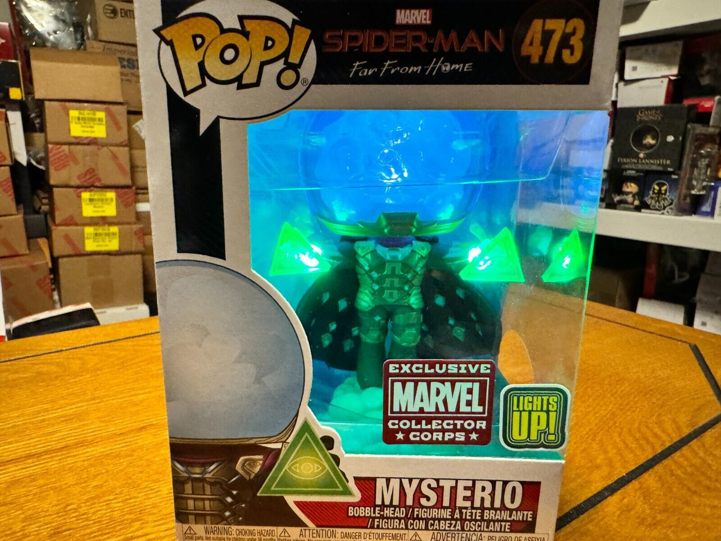 Funko Pop! Mysterio 473 Spiderman Far From Home Lights Up Marvel Collector Corps