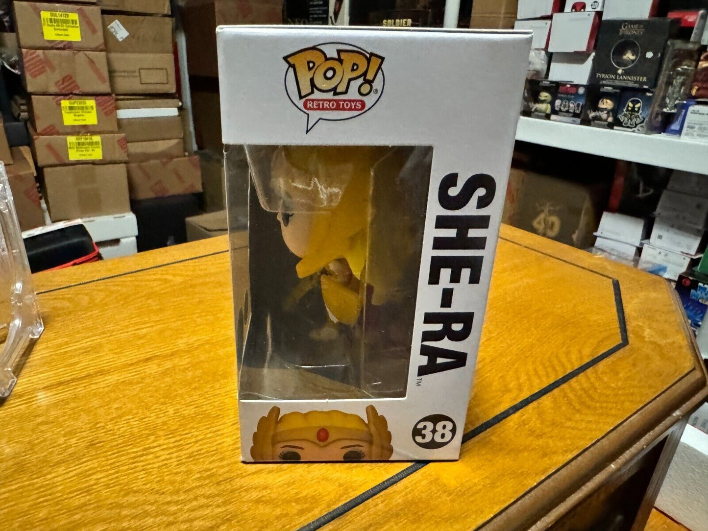 Funko Pop! Vinyl: Masters of the Universe - She-Ra (Glows in the Dark) #38