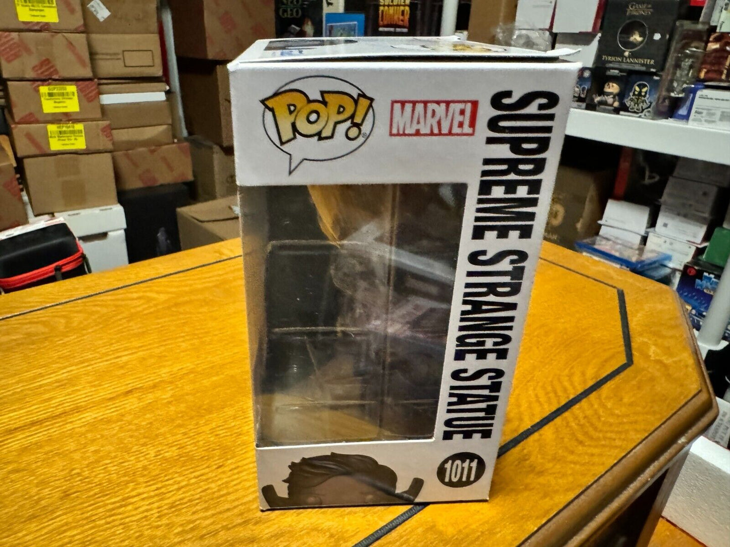 Funko POP! Doctor Strange Statue #1011 Marvel Collector Corps