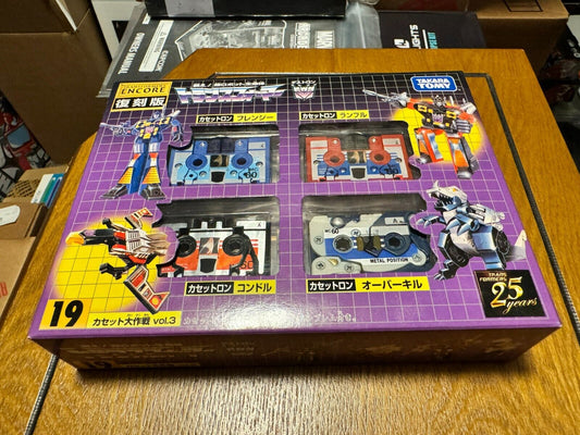 Transformers Encore 19 Cassettes Takara Tomy (Rumble Frenzy Laserbeak Overkill)