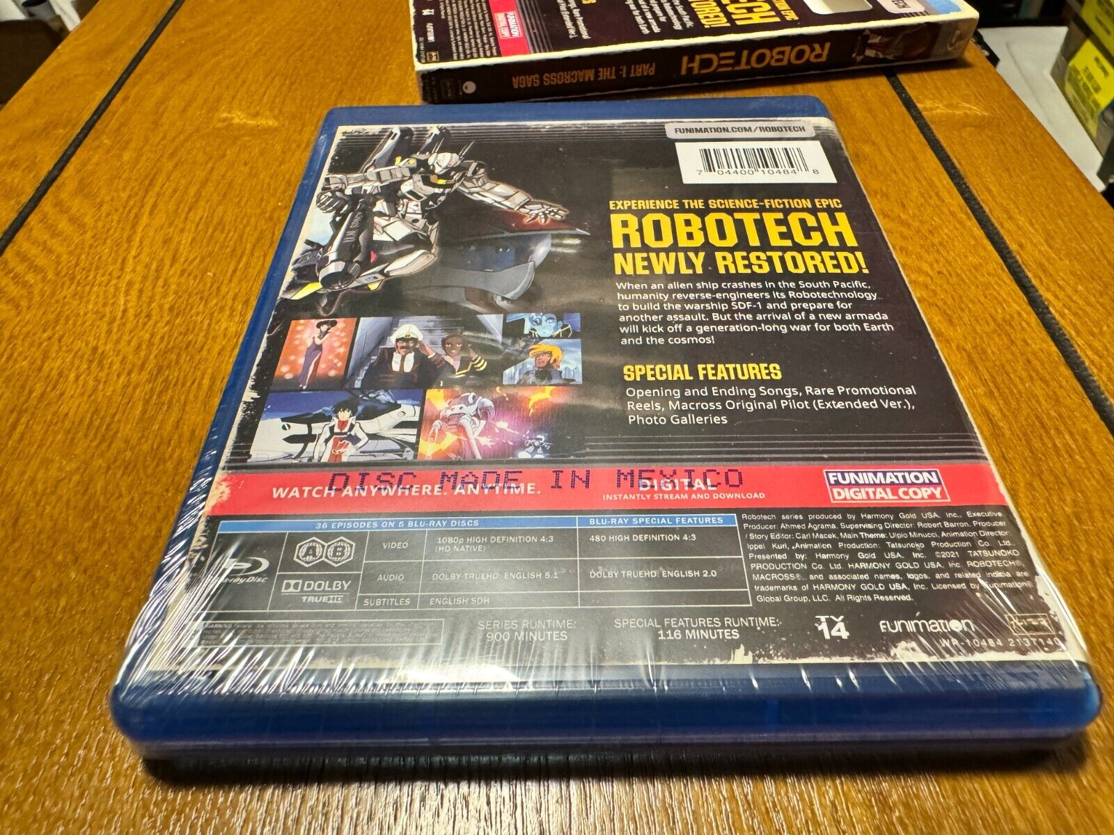 Robotech: Part 1 The Macross Saga (Blu-ray, 2021)