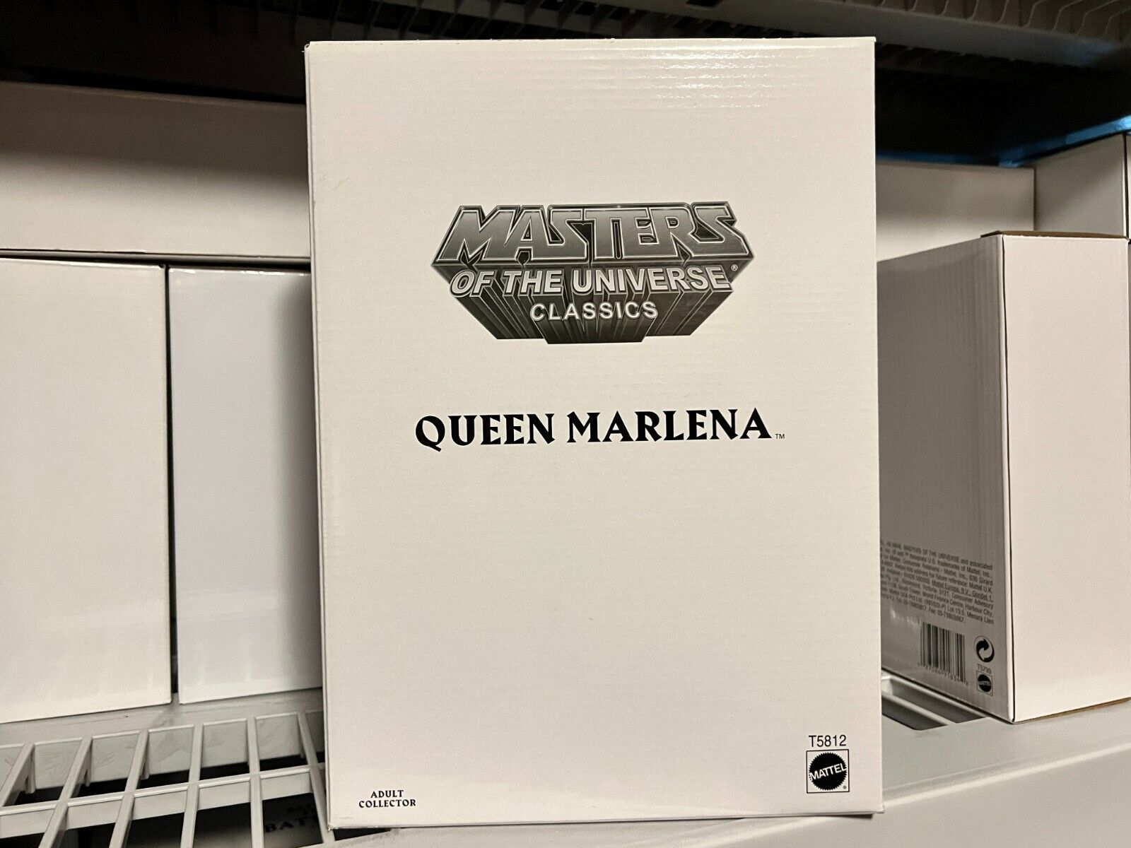 Mattel MOTU Classics Queen Marlena with Cringer SDCC with mailer box