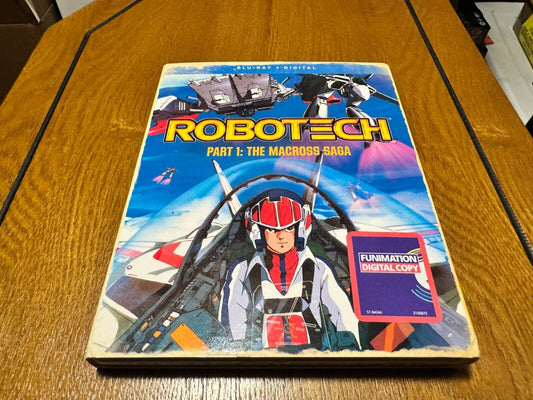 Robotech: Part 1 The Macross Saga (Blu-ray, 2021)