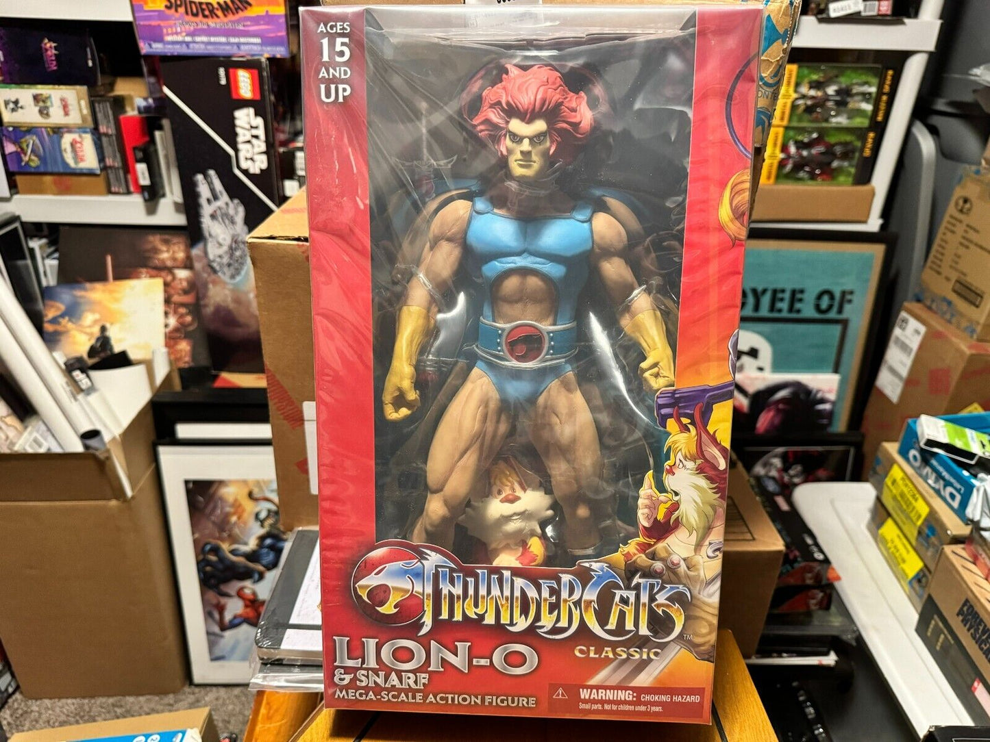 Thundercats Classic Lion-O & Snarf Mega-Scale Action Figure – MEZCO